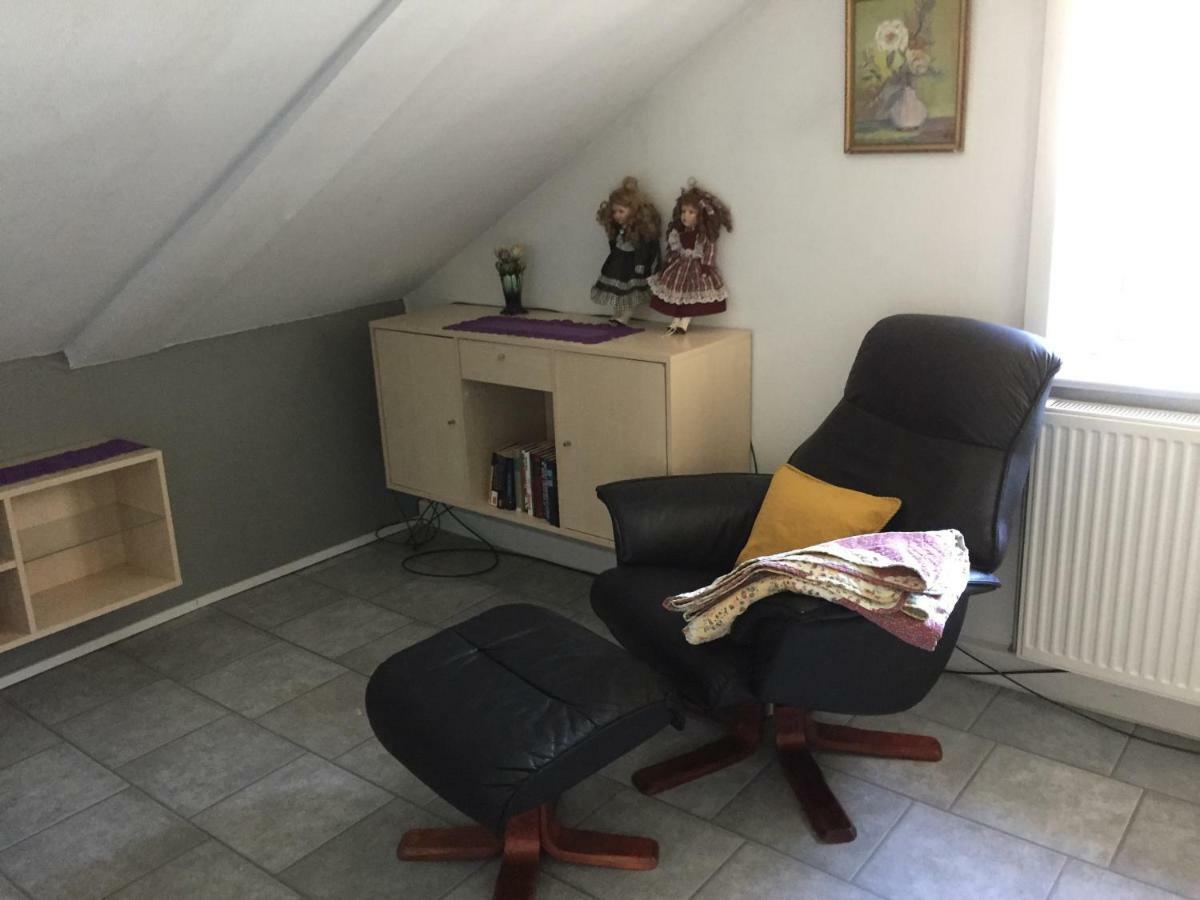 Anesminde Apartment Give Bagian luar foto